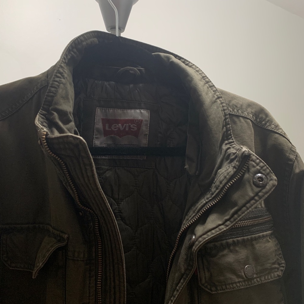 Levi’s Jacket - Picture 2 of 8